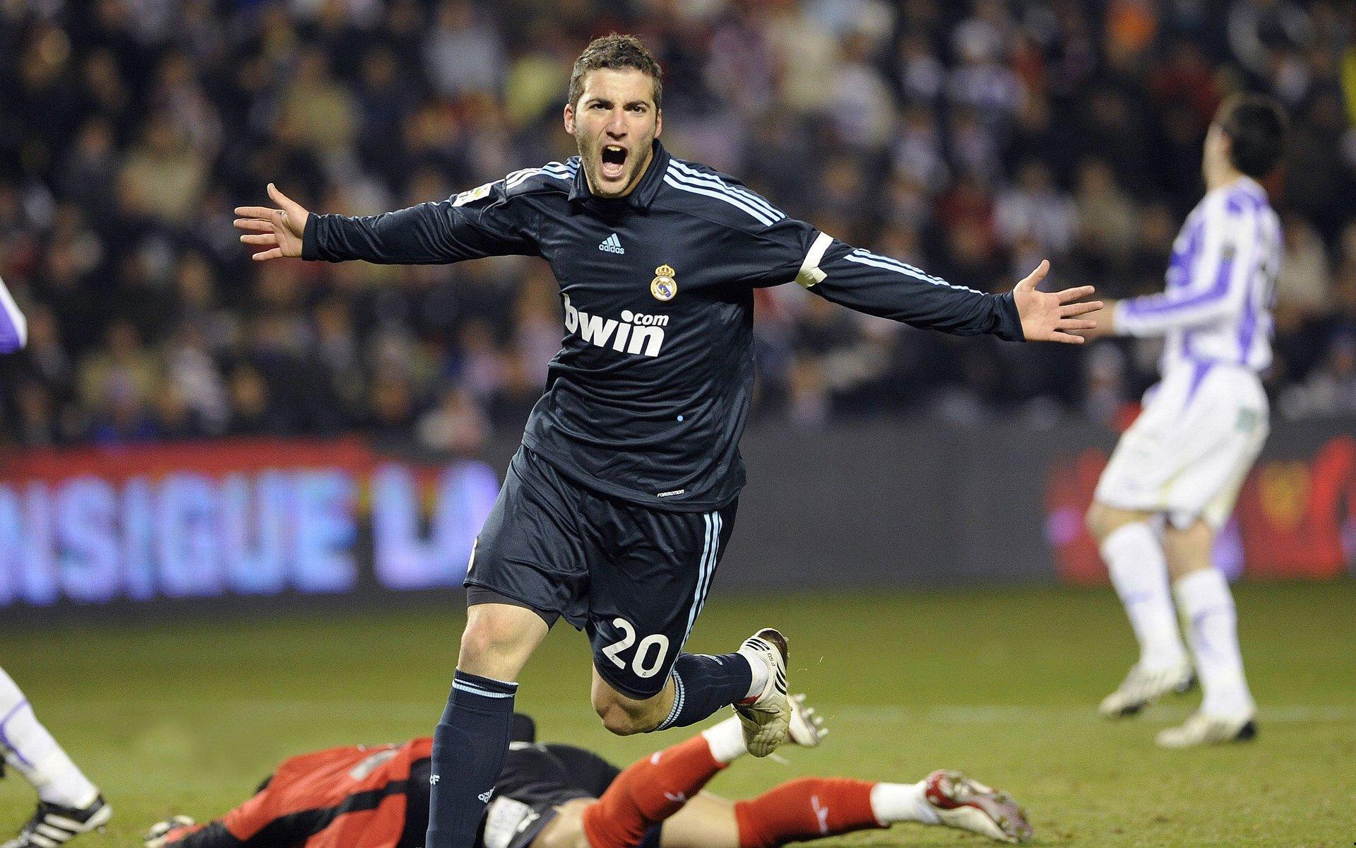 德温特深情剖析，米兰之旅独树一帜，个人进步显而易见