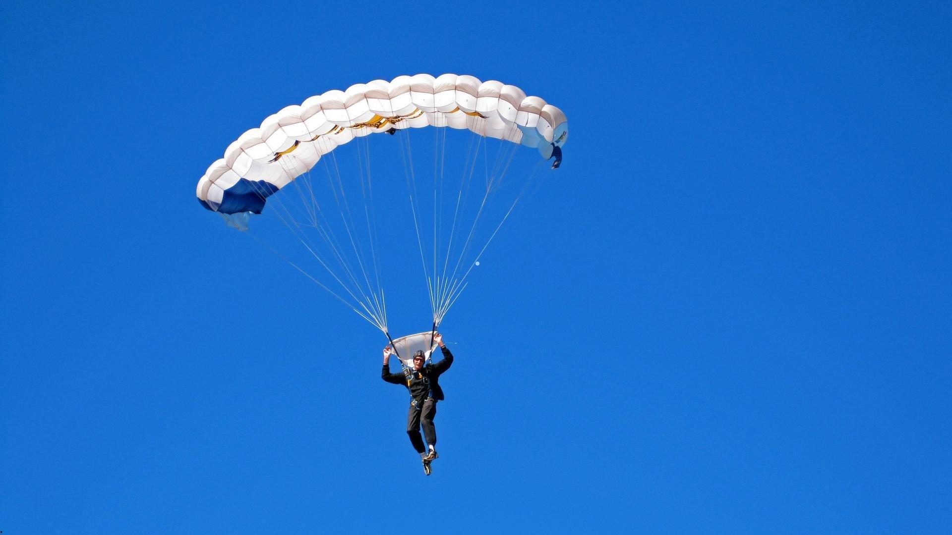 奥瓦耶逆转乾坤！老虎大学女足天才凭反向蝎子摆尾荣登2025年国际足联玛塔奖宝座
